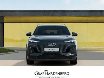 Neu Audi Q6 e-tron Edition .1 239 kW (326 PS) 2026 Grau SUV