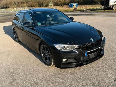 Gebraucht BMW 330 M Sport 258 PS (189 kW) 2013 Schwarz Kombi