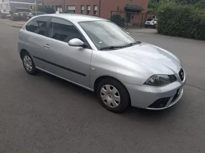 Gebraucht Seat Ibiza 80 PS (58 kW) 2009 Silber Kleinwagen