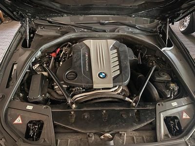 BMW M550