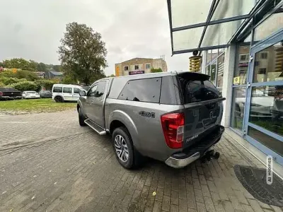 Gebraucht Nissan Navara 163 PS (119 kW) 2019 Grau metallic Pickup