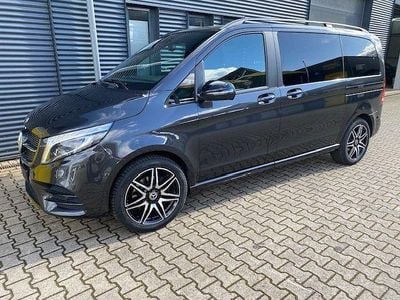 Usata Mercedes V300 AMG line 239 CV (175 kW) 2021 Grigio Monovolume