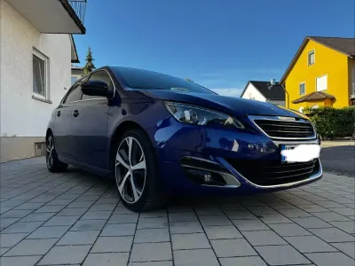 Gebraucht Peugeot 308 GT-line 150 PS (110 kW) 2017 Blau Limousine