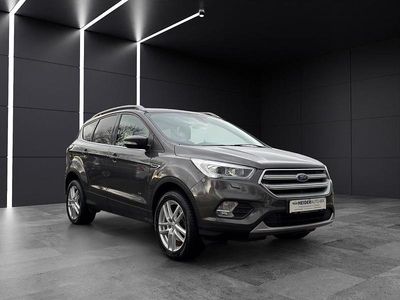 Gebraucht Ford Kuga Cool & Connect 150 PS (110 kW) 2017 Grau SUV