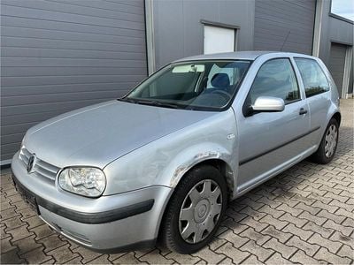VW Golf IV