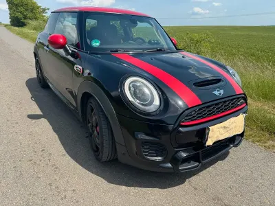 Gebraucht Mini John Cooper Works 231 PS (169 kW) 2015 Schwarz Kleinwagen