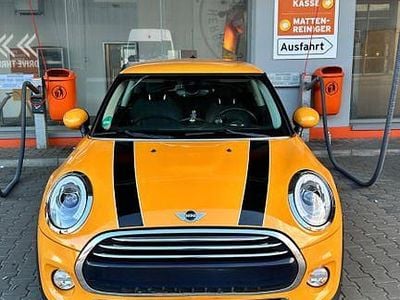 Usata Mini Cooper D Chili 90 CV (66 kW) 2016 Giallo Utilitaria