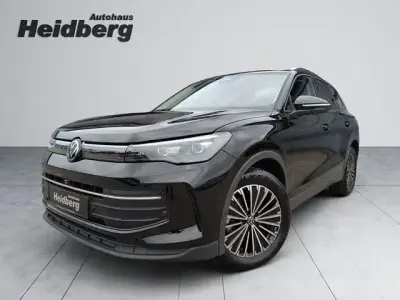 Gebraucht VW Tiguan IQ Drive 150 PS (110 kW) 2025 Schwarz SUV