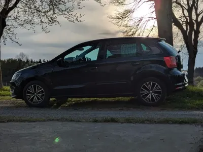 Gebraucht VW Polo Allstar 75 PS (55 kW) 2016 Schwarz Kleinwagen