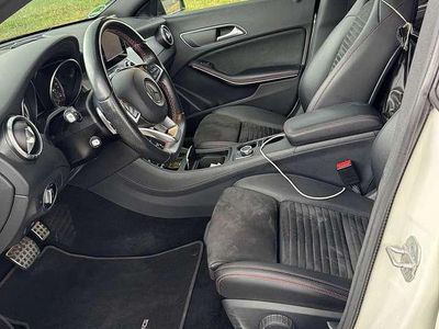 Usata Mercedes CLA220 184 CV (135 kW) 2017 Bianco Berlina