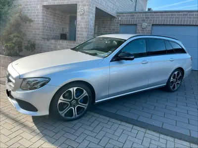 Gebraucht Mercedes E220 Avantgarde 194 PS (142 kW) 2017 Silber Kombi
