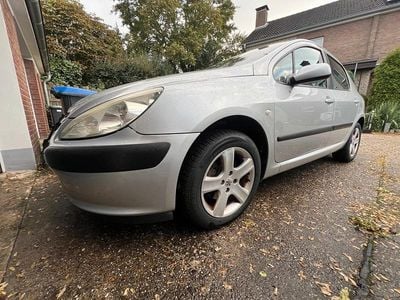 Silber Gebraucht 2004 Peugeot 307 Limousine | 2.250 € (Teuer)