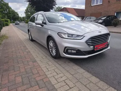 Gebraucht Ford Mondeo Titanium 190 PS (139 kW) 2022 Silber Kombi