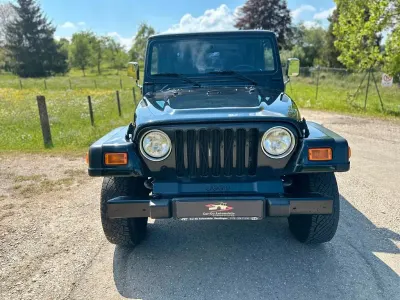 Gebraucht Jeep Wrangler Sport 177 PS (130 kW) 2000 Schwarz SUV