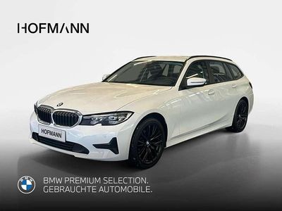 Alpinweiß uni Gebraucht 2021 BMW 318 Advantage Kombi | 24.802 € (Fairer Preis)