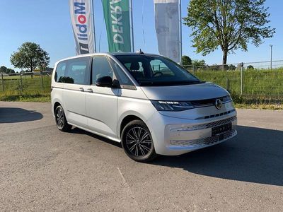 Gebraucht VW Multivan Life 150 PS (110 kW) 2023 Silber Van