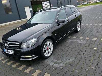 Gebraucht Mercedes 200 136 PS (100 kW) 2011 Schwarz Kombi