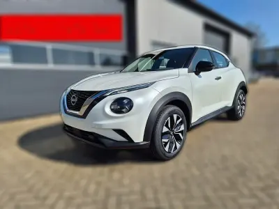 Neu Nissan Juke Acenta 114 PS (83 kW) 2026 Schwarz SUV