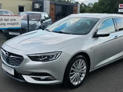 Gebraucht Opel Insignia Business Innovation 170 PS (125 kW) 2018 Argon silber/ice silver (m2) Kombi