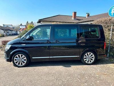 Second-hand VW T6 Highline 204 CP (150 kW) 2017 Negru Van