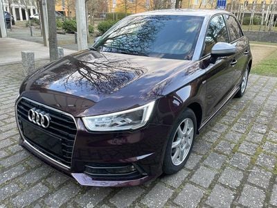 Rot Gebraucht 2015 Audi A1 Sportback S-Line Kleinwagen | 13.000 €
