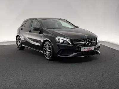 Gebraucht Mercedes A250 AMG line 211 PS (155 kW) 2017 Schwarz Limousine