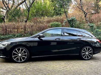 gebraucht Mercedes CLA180 Shooting Brake CLA 7G-DCT