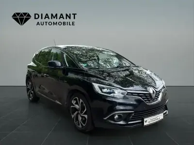 Gebraucht Mercedes V250 Avantgarde Edition 190 PS (139 kW) 2022 Schwarz Van / Kleinbus