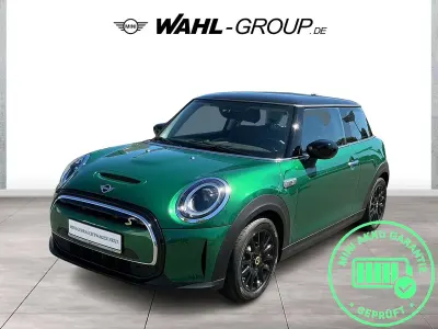 Gebraucht Mini Cooper SE Classic 135 kW (184 PS) 2022 Grün Kleinwagen