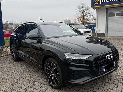 Schwarz Gebraucht 2018 Audi Q8 Ambiente SUV | 41.500 € (Fairer Preis)