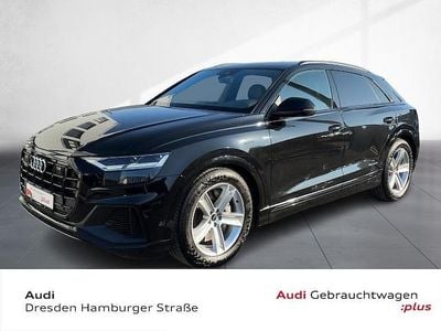 Second-hand Audi Q8 Ambiente 381 CP (280 kW) 2022 Negru SUV