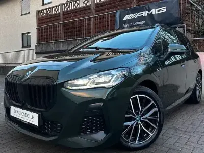 Używany BMW 230 M Sport 326 KM (239 kW) 2022 Zielony Sedan/Limuzyna