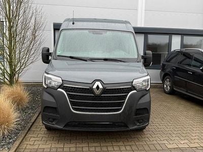 Grau Gebraucht 2022 Renault Master Van | 23.900 € (Guter Preis)