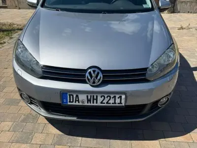 Gebraucht VW Golf VI Team 105 PS (77 kW) 2010 Grau Kleinwagen