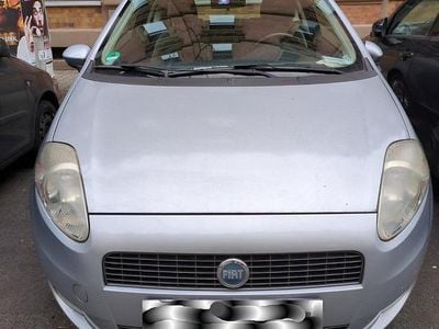 Gebraucht Fiat Grande Punto 77 PS (56 kW) 2007 Silber Kleinwagen