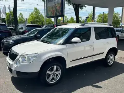 Gebraucht Skoda Yeti Active 105 PS (77 kW) 2012 Weiß SUV