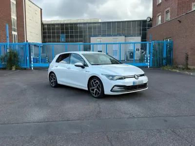 Gebraucht VW Golf VIII Style 150 PS (110 kW) 2020 Weiß Limousine
