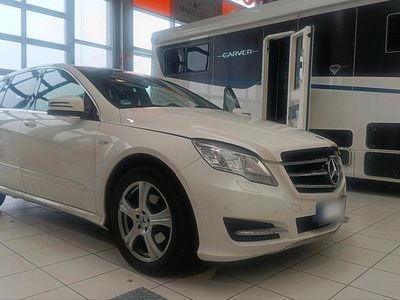 Gebraucht Mercedes R300 190 PS (139 kW) 2012 Weiß Van / Kleinbus