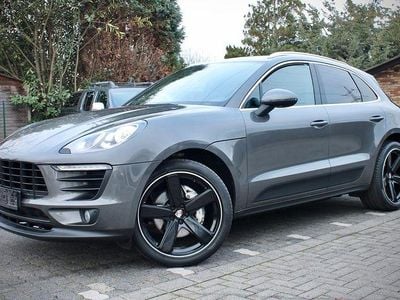 Porsche Macan S