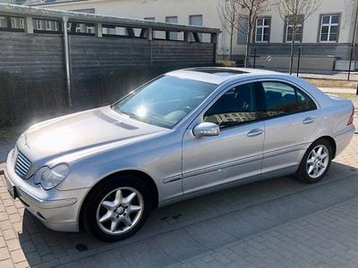 Gebraucht Mercedes C240 Elegance 170 PS (125 kW) 2000 Silber Limousine