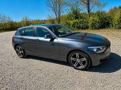 Usata BMW 116 Sport Line 136 CV (100 kW) 2013 Grigio Utilitaria