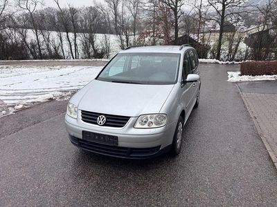 Silber Gebraucht 2004 VW Touran Highline Van / Kleinbus | 3.599 € (Etwas zu teuer)