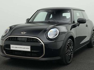 Gebraucht Mini Cooper Favoured 156 PS (114 kW) 2024 Schwarz Kleinwagen