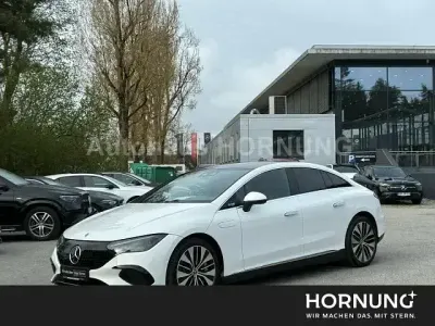 Używany Mercedes EQE300 Edition 180 kW (245 KM) 2024 Biały