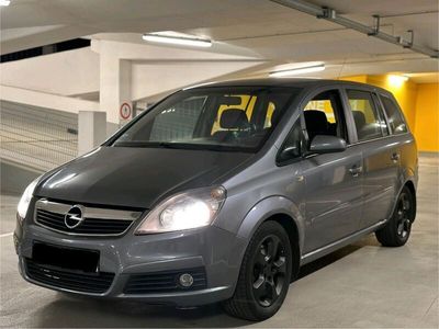 gebraucht Opel Zafira B - Automatik / 7 Sitze / 8 Fach bereift