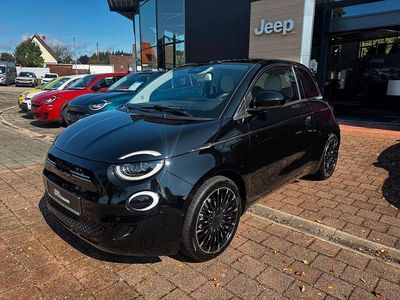 Gebraucht Fiat 500e La Prima 86 kW (118 PS) 2023 Schwarz