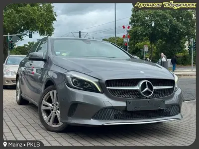 Gebraucht Mercedes 200 136 PS (100 kW) 2017 Mountaingrau (metallic) Limousine