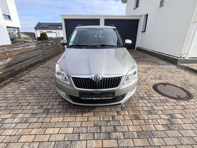 Gebraucht Skoda Fabia Family 105 PS (77 kW) 2012 Beige Kombi