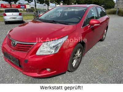 Gebraucht Toyota Avensis Edition 147 PS (108 kW) 2011 Rot Kombi