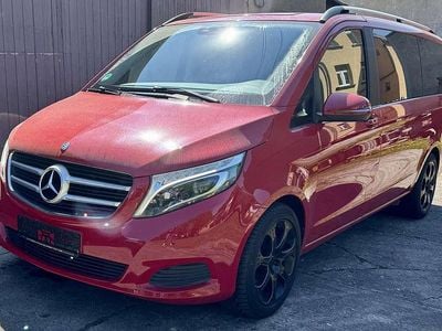 Mercedes V220